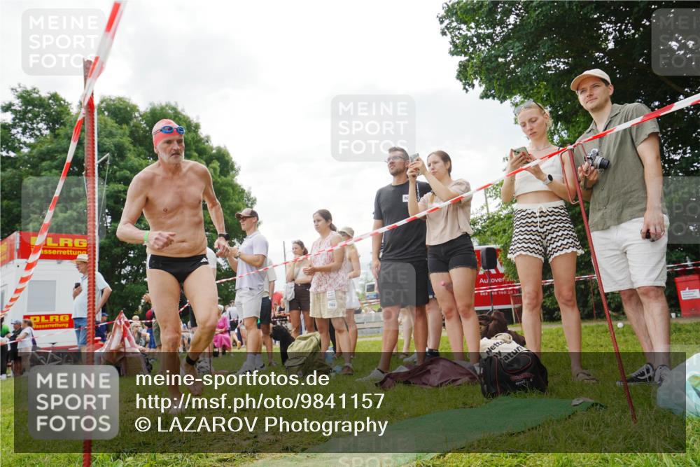 21.06.2026 - 29. Vierlanden-Triathlon LAZAROV Photography http://msf.ph/oto/9841157 21.06.2026 11:20:12 Schwimmen 827, 893, 901 meine-sportfotos.de