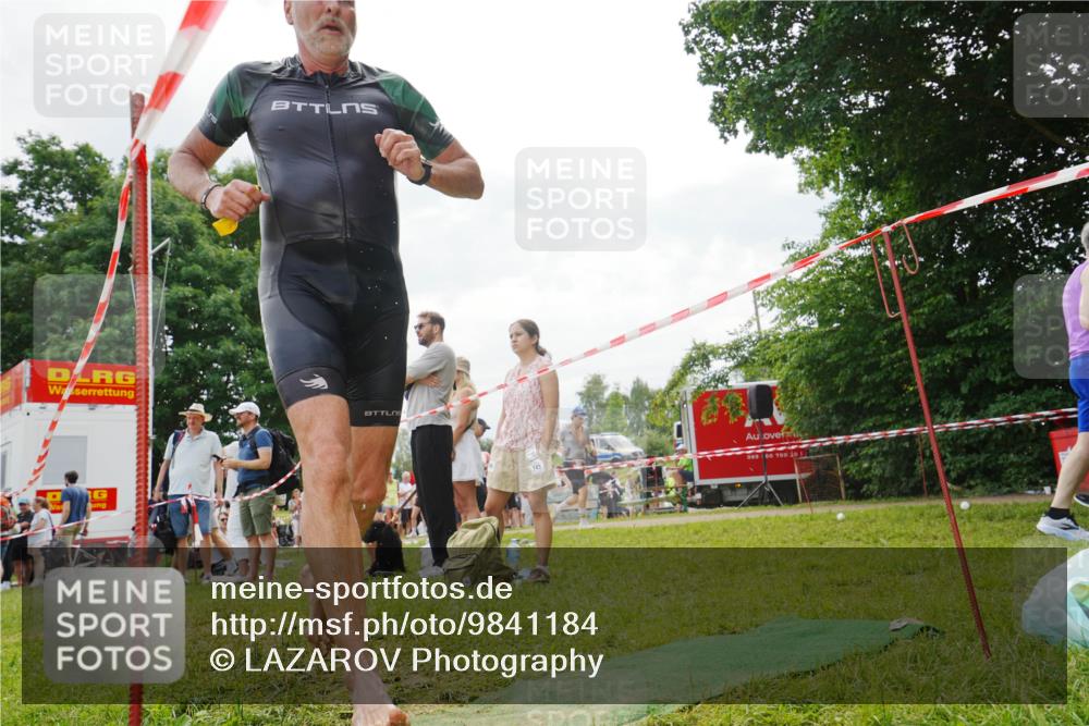 21.06.2026 - 29. Vierlanden-Triathlon LAZAROV Photography http://msf.ph/oto/9841184 21.06.2026 11:23:56 Schwimmen 771 meine-sportfotos.de