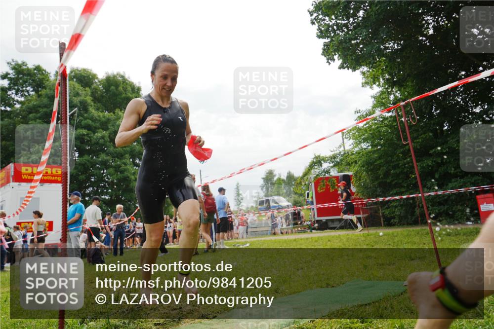21.06.2026 - 29. Vierlanden-Triathlon LAZAROV Photography http://msf.ph/oto/9841205 21.06.2026 11:26:18 Schwimmen 846, 870 meine-sportfotos.de