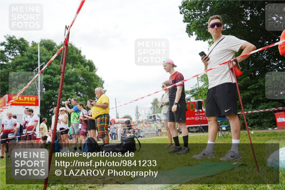 21.06.2026 - 29. Vierlanden-Triathlon LAZAROV Photography http://msf.ph/oto/9841233 21.06.2026 12:00:33 Schwimmen  meine-sportfotos.de