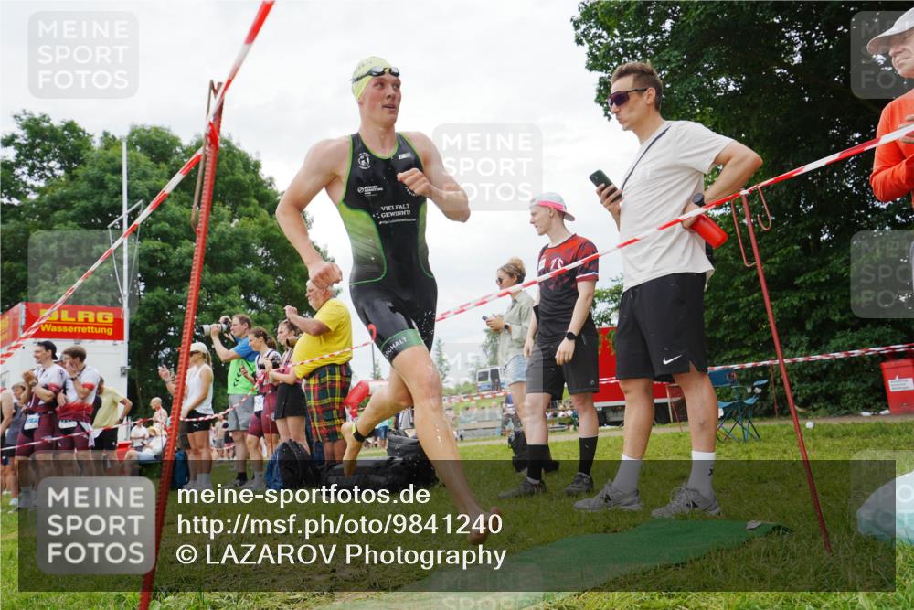 21.06.2026 - 29. Vierlanden-Triathlon LAZAROV Photography http://msf.ph/oto/9841240 21.06.2026 12:01:25 Schwimmen 919, 927, 947, 957, 958, 963, 971, 972 meine-sportfotos.de