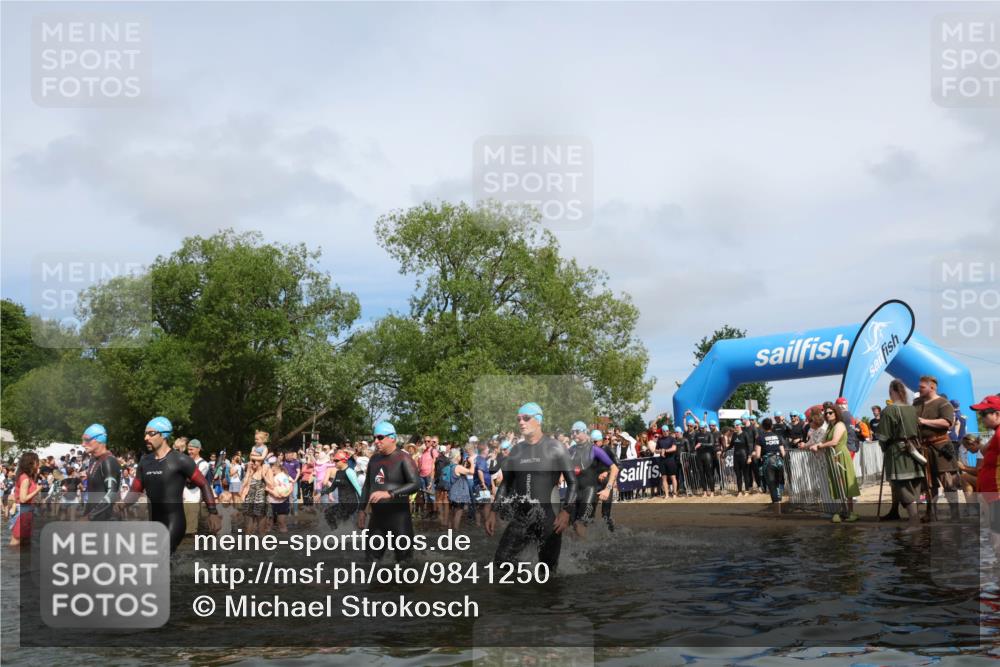 21.06.2026 - Viking Triathlon Michael Strokosch http://msf.ph/oto/9841250 21.06.2026 10:09:18 Schwimmen 127, 141, 155, 347, 385, 431, 502, 504, 529, 532, 538, 561, 639, 646, 670 meine-sportfotos.de