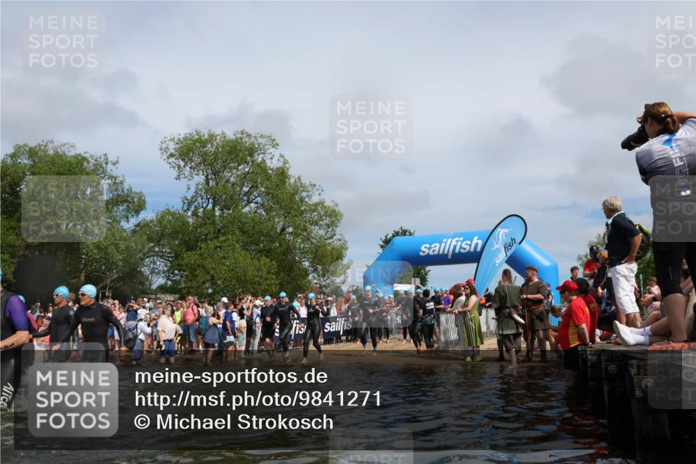 21.06.2026 - Viking Triathlon Michael Strokosch http://msf.ph/oto/9841271 21.06.2026 10:09:22 Schwimmen 52, 61, 127, 141, 309, 385, 439, 504, 512, 529, 532, 538, 561, 646, 670 meine-sportfotos.de