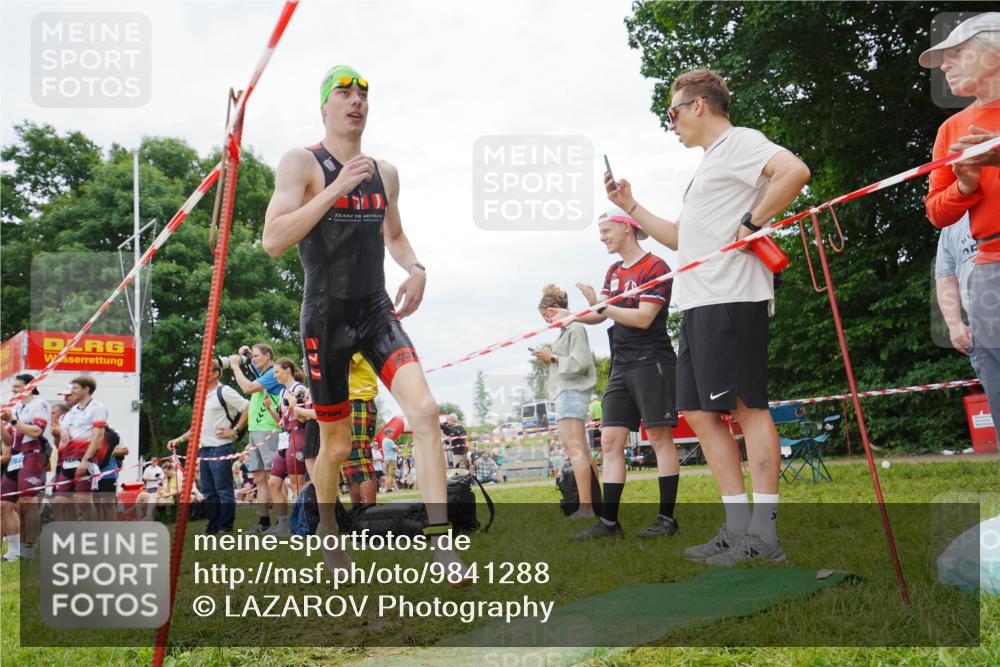 21.06.2026 - 29. Vierlanden-Triathlon LAZAROV Photography http://msf.ph/oto/9841288 21.06.2026 12:02:34 Schwimmen 908, 912, 925, 933, 936, 938, 967, 969 meine-sportfotos.de
