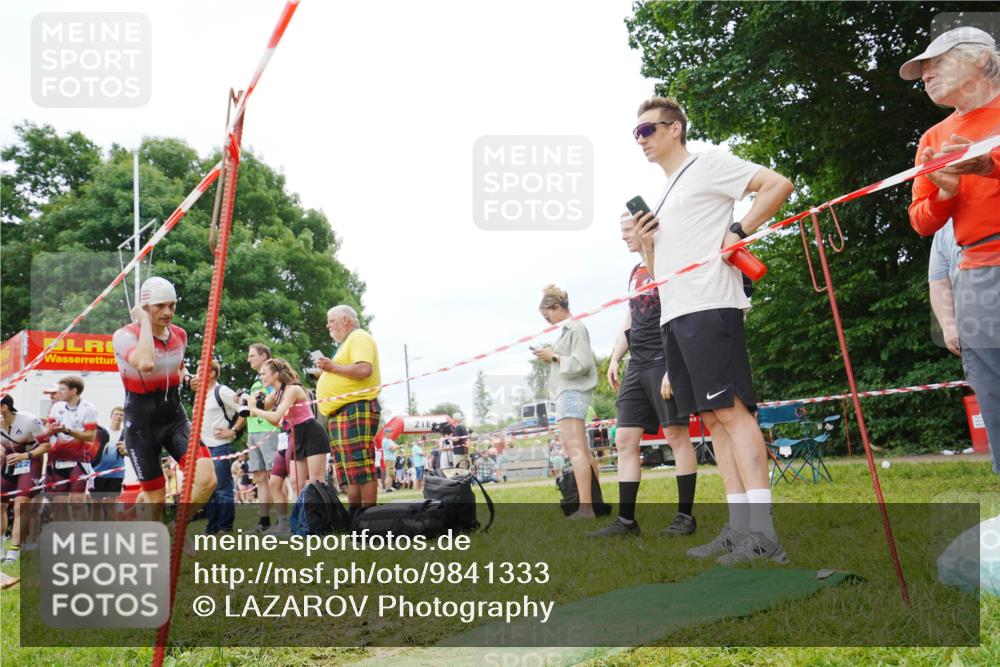 21.06.2026 - 29. Vierlanden-Triathlon LAZAROV Photography http://msf.ph/oto/9841333 21.06.2026 12:02:41 Schwimmen 908, 912, 921, 923, 925, 933, 938, 943, 945, 962, 969 meine-sportfotos.de