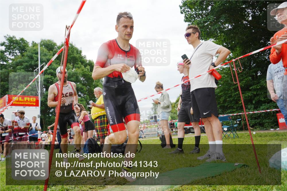 21.06.2026 - 29. Vierlanden-Triathlon LAZAROV Photography http://msf.ph/oto/9841343 21.06.2026 12:02:42 Schwimmen 908, 912, 921, 923, 925, 933, 938, 943, 945, 962, 969, 977 meine-sportfotos.de