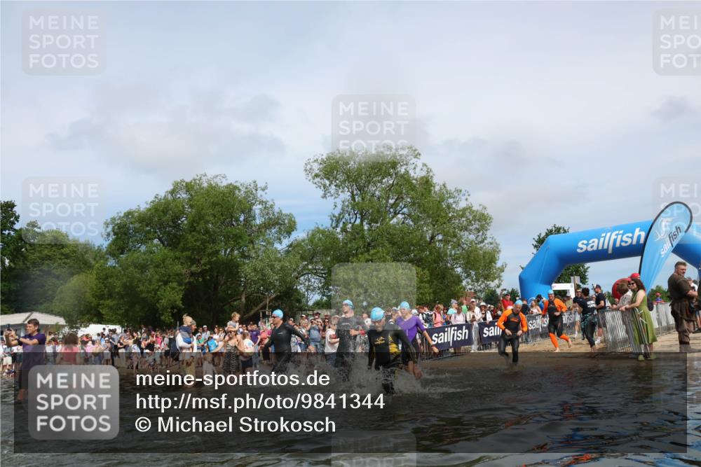 21.06.2026 - Viking Triathlon Michael Strokosch http://msf.ph/oto/9841344 21.06.2026 10:09:35 Schwimmen 39, 117, 174, 244, 264, 305, 357, 379, 417, 491, 515, 557 meine-sportfotos.de