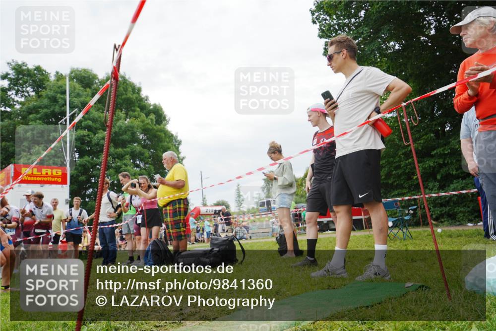 21.06.2026 - 29. Vierlanden-Triathlon LAZAROV Photography http://msf.ph/oto/9841360 21.06.2026 12:02:44 Schwimmen 908, 921, 923, 933, 938, 943, 945, 962, 969, 977 meine-sportfotos.de