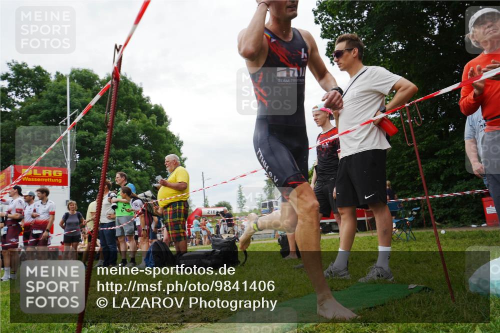 21.06.2026 - 29. Vierlanden-Triathlon LAZAROV Photography http://msf.ph/oto/9841406 21.06.2026 12:02:50 Schwimmen 921, 926, 943, 945, 960, 977 meine-sportfotos.de