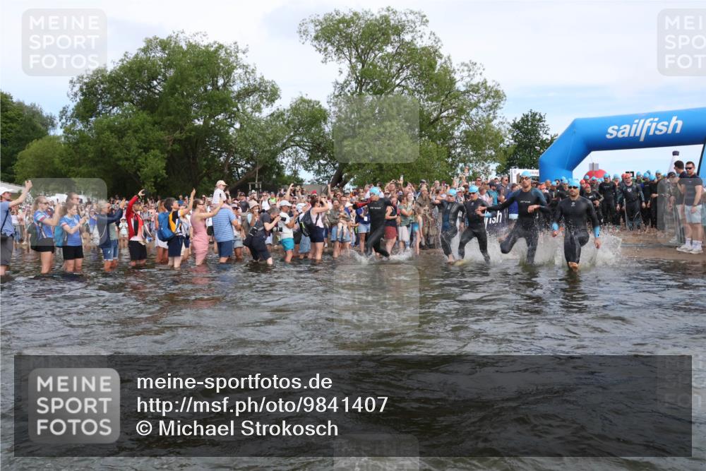 21.06.2026 - Viking Triathlon Michael Strokosch http://msf.ph/oto/9841407 21.06.2026 10:00:22 Schwimmen 1, 2, 4, 7, 8, 9, 10, 19, 21, 29, 103, 189, 517 meine-sportfotos.de