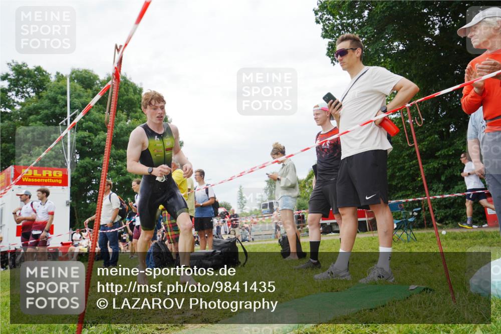 21.06.2026 - 29. Vierlanden-Triathlon LAZAROV Photography http://msf.ph/oto/9841435 21.06.2026 12:03:18 Schwimmen 916, 949, 961, 973, 980 meine-sportfotos.de