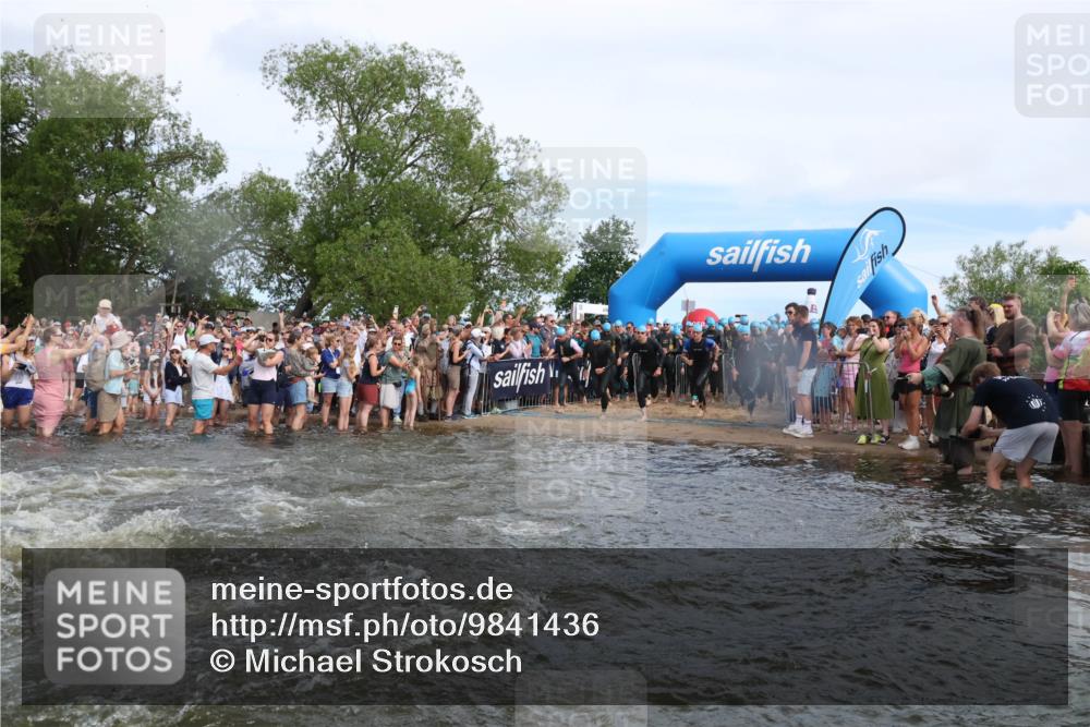 21.06.2026 - Viking Triathlon Michael Strokosch http://msf.ph/oto/9841436 21.06.2026 10:00:30 Schwimmen 1, 19, 21, 25, 31, 189, 334, 422, 474, 517, 547, 575, 610, 637, 669 meine-sportfotos.de