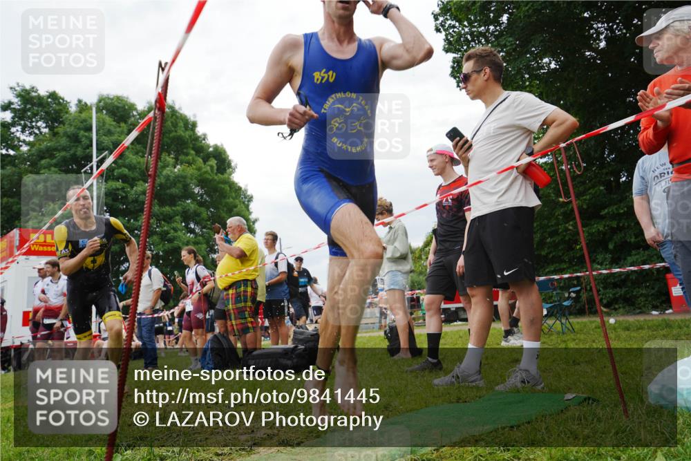 21.06.2026 - 29. Vierlanden-Triathlon LAZAROV Photography http://msf.ph/oto/9841445 21.06.2026 12:03:21 Schwimmen 916, 948, 949, 961, 973, 980 meine-sportfotos.de
