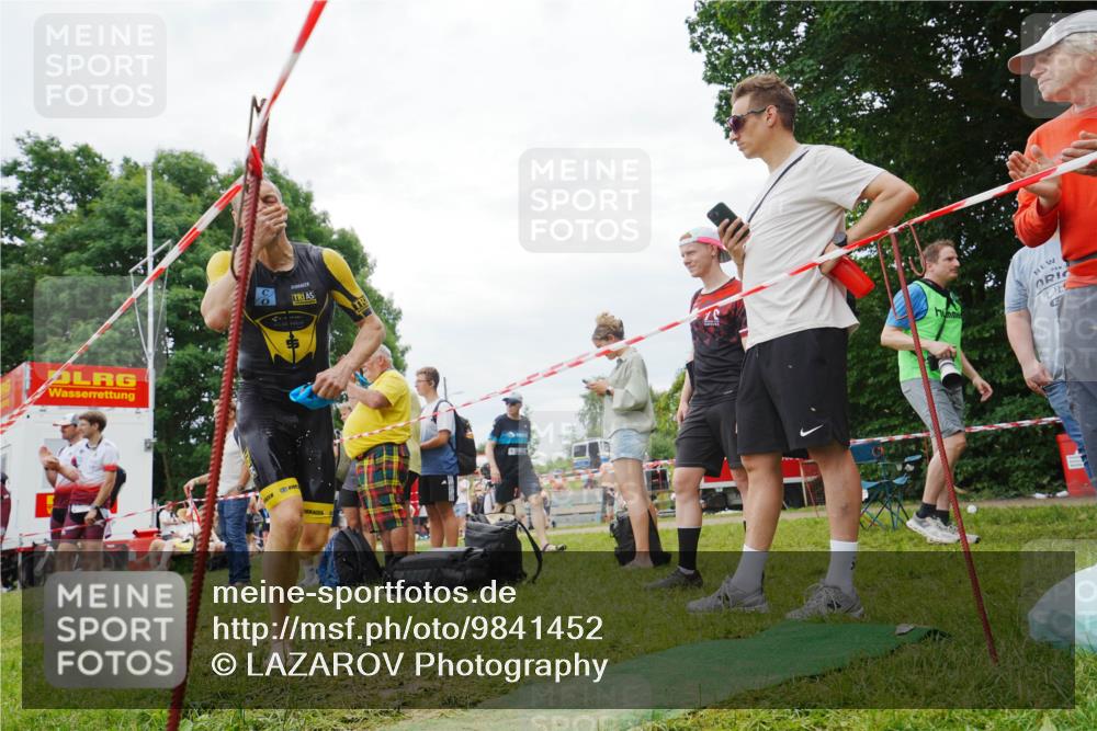 21.06.2026 - 29. Vierlanden-Triathlon LAZAROV Photography http://msf.ph/oto/9841452 21.06.2026 12:03:21 Schwimmen 916, 948, 949, 961, 973, 980 meine-sportfotos.de