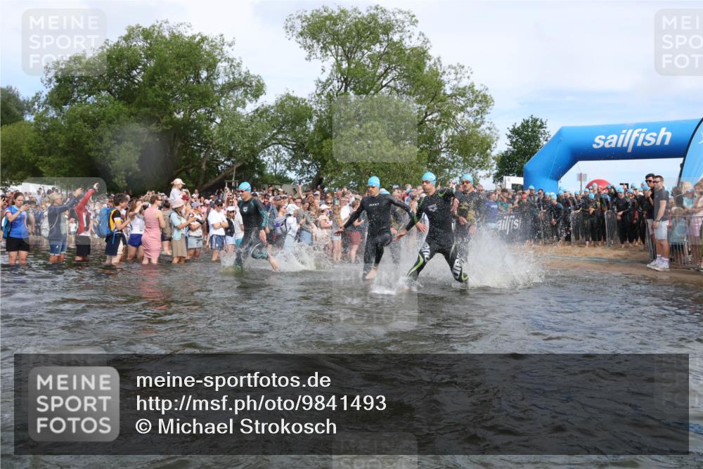 21.06.2026 - Viking Triathlon Michael Strokosch http://msf.ph/oto/9841493 21.06.2026 10:00:43 Schwimmen 46, 104, 119, 176, 371, 426, 441, 453, 548, 620, 626, 643 meine-sportfotos.de