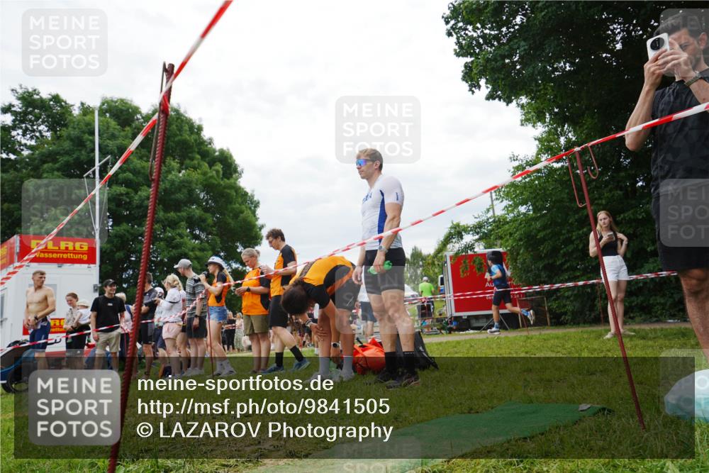 21.06.2026 - 29. Vierlanden-Triathlon LAZAROV Photography http://msf.ph/oto/9841505 21.06.2026 12:26:21 Schwimmen  meine-sportfotos.de