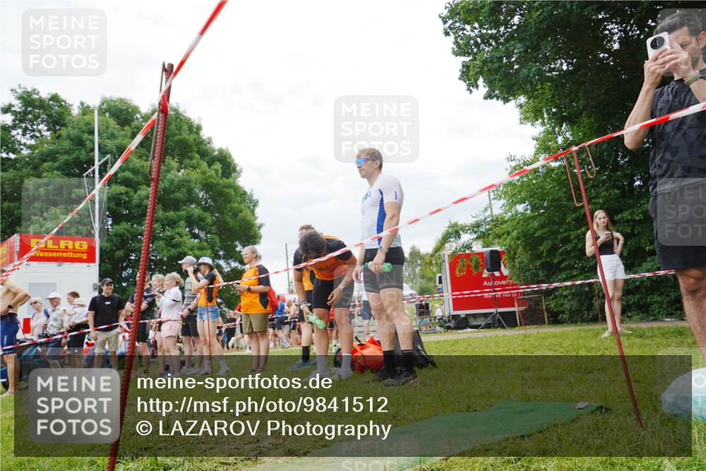 21.06.2026 - 29. Vierlanden-Triathlon LAZAROV Photography http://msf.ph/oto/9841512 21.06.2026 12:26:24 Schwimmen  meine-sportfotos.de