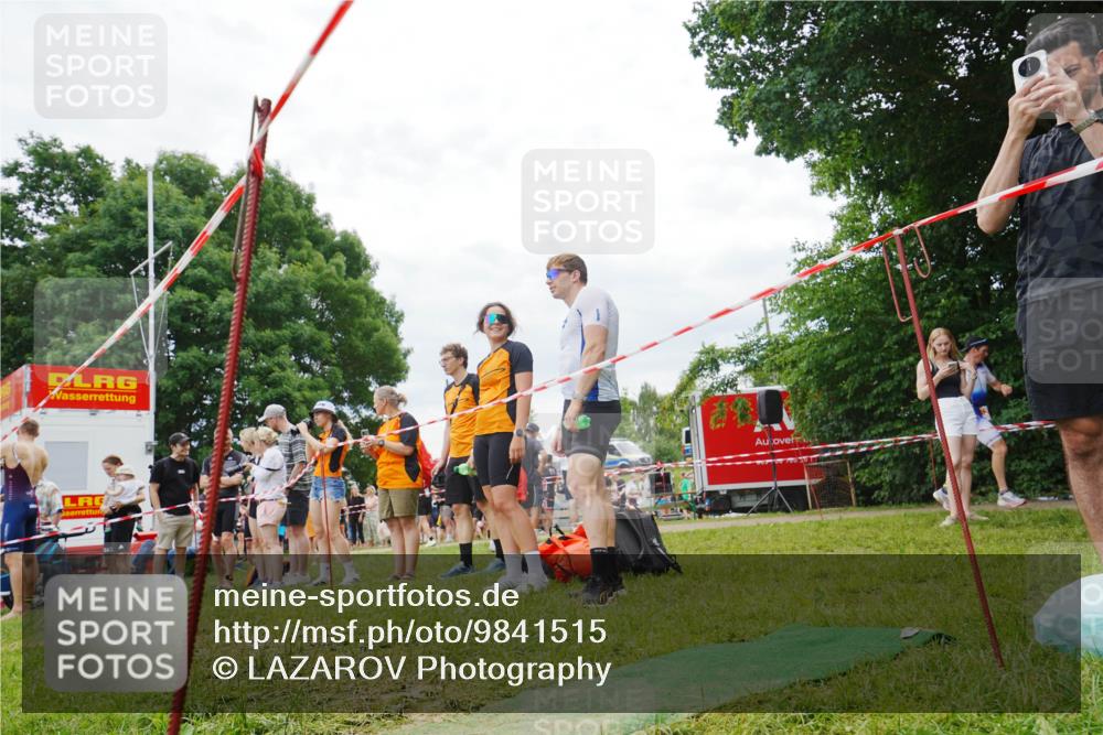 21.06.2026 - 29. Vierlanden-Triathlon LAZAROV Photography http://msf.ph/oto/9841515 21.06.2026 12:26:28 Schwimmen  meine-sportfotos.de