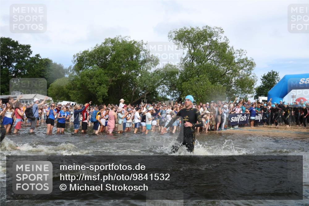 21.06.2026 - Viking Triathlon Michael Strokosch http://msf.ph/oto/9841532 21.06.2026 10:00:50 Schwimmen 27, 42, 46, 74, 98, 119, 176, 218, 371, 426, 441, 466, 565, 569, 643 meine-sportfotos.de