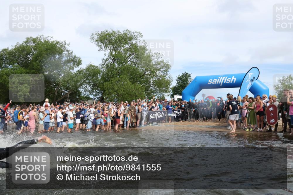 21.06.2026 - Viking Triathlon Michael Strokosch http://msf.ph/oto/9841555 21.06.2026 10:00:54 Schwimmen 17, 27, 42, 74, 98, 119, 176, 218, 371, 441, 454, 466, 506, 565, 569, 623, 640, 643 meine-sportfotos.de