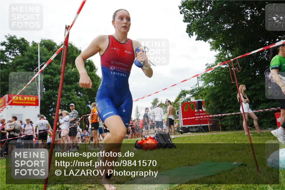 21.06.2026 - 29. Vierlanden-Triathlon LAZAROV Photography http://msf.ph/oto/9841570 21.06.2026 12:29:23 Schwimmen 999 meine-sportfotos.de