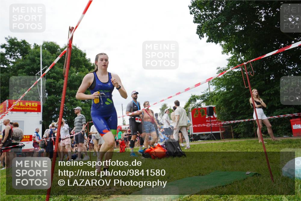21.06.2026 - 29. Vierlanden-Triathlon LAZAROV Photography http://msf.ph/oto/9841580 21.06.2026 12:30:00 Schwimmen 987, 1004, 1016, 1021 meine-sportfotos.de