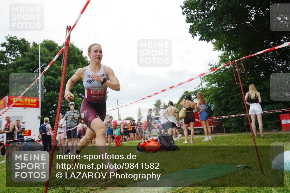 21.06.2026 - 29. Vierlanden-Triathlon LAZAROV Photography http://msf.ph/oto/9841582 21.06.2026 12:30:38 Schwimmen 1020 meine-sportfotos.de