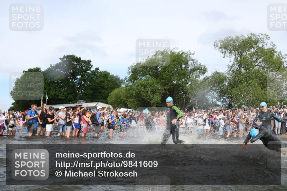 21.06.2026 - Viking Triathlon Michael Strokosch http://msf.ph/oto/9841609 21.06.2026 10:01:03 Schwimmen 5, 14, 17, 74, 169, 180, 218, 249, 270, 337, 342, 383, 454, 506, 527, 623, 640 meine-sportfotos.de