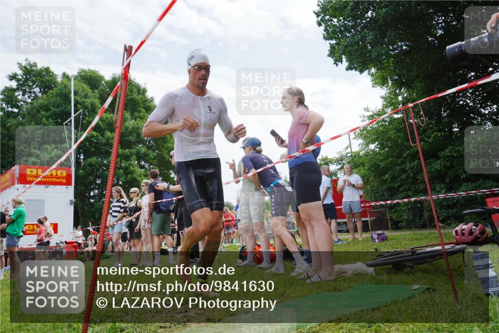 21.06.2026 - 29. Vierlanden-Triathlon LAZAROV Photography http://msf.ph/oto/9841630 21.06.2026 12:59:05 Schwimmen 1023, 1030, 1035, 1067, 1071 meine-sportfotos.de