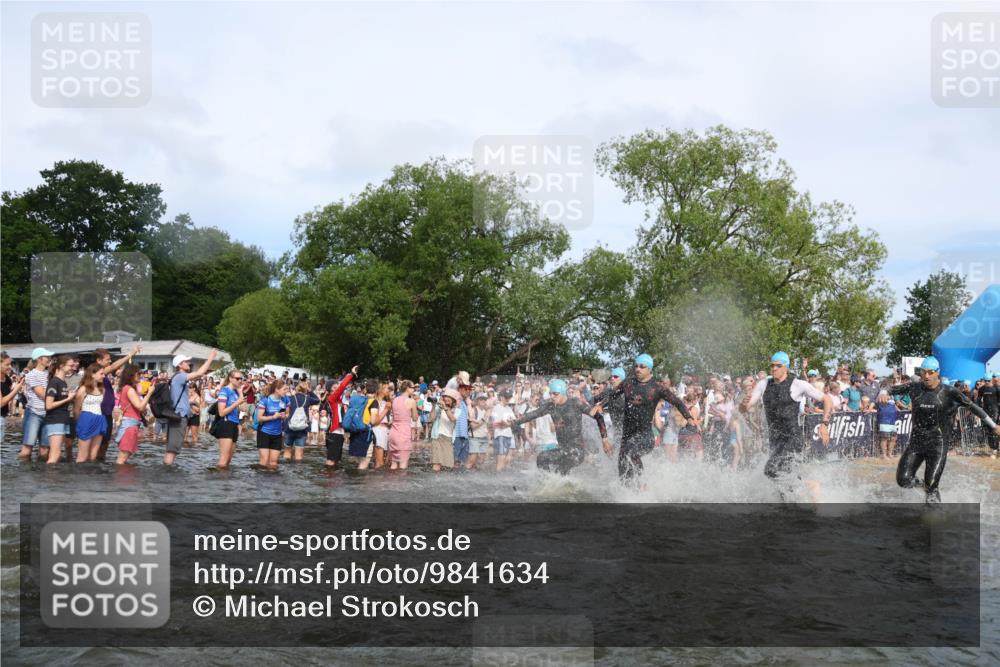 21.06.2026 - Viking Triathlon Michael Strokosch http://msf.ph/oto/9841634 21.06.2026 10:01:07 Schwimmen 5, 14, 17, 169, 180, 249, 270, 337, 342, 383, 454, 506, 527, 623, 640 meine-sportfotos.de