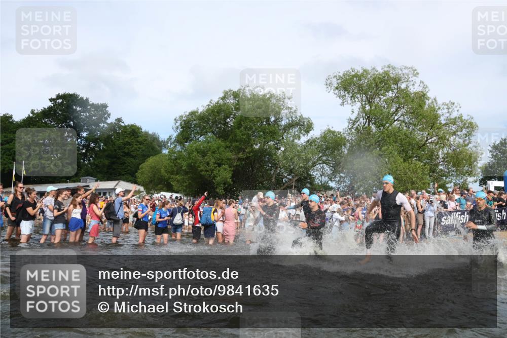 21.06.2026 - Viking Triathlon Michael Strokosch http://msf.ph/oto/9841635 21.06.2026 10:01:07 Schwimmen 5, 14, 17, 169, 180, 249, 270, 337, 342, 383, 454, 506, 527, 623, 640 meine-sportfotos.de