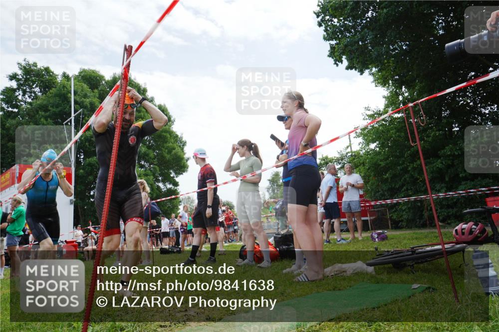 21.06.2026 - 29. Vierlanden-Triathlon LAZAROV Photography http://msf.ph/oto/9841638 21.06.2026 12:59:14 Schwimmen 1030, 1051, 1068, 1071, 1081 meine-sportfotos.de
