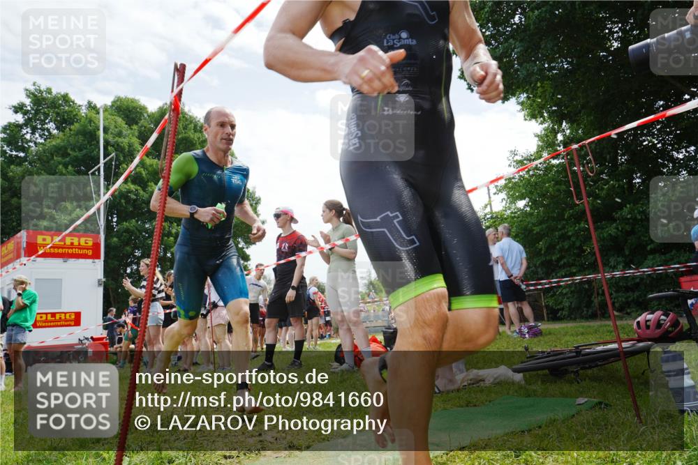 21.06.2026 - 29. Vierlanden-Triathlon LAZAROV Photography http://msf.ph/oto/9841660 21.06.2026 12:59:45 Schwimmen 1034, 1036, 1037, 1058, 1061, 1069, 1079 meine-sportfotos.de