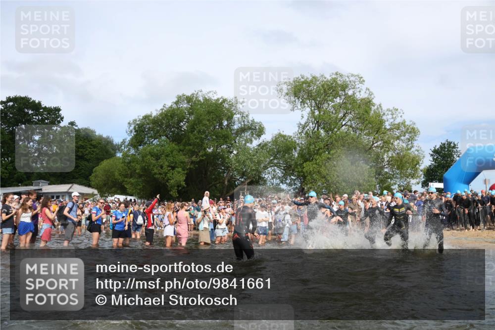 21.06.2026 - Viking Triathlon Michael Strokosch http://msf.ph/oto/9841661 21.06.2026 10:01:12 Schwimmen 5, 14, 65, 89, 169, 180, 249, 270, 280, 337, 342, 383, 447, 486, 527 meine-sportfotos.de