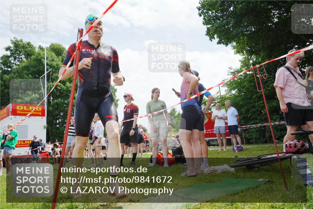 21.06.2026 - 29. Vierlanden-Triathlon LAZAROV Photography http://msf.ph/oto/9841672 21.06.2026 12:59:57 Schwimmen 1091 meine-sportfotos.de