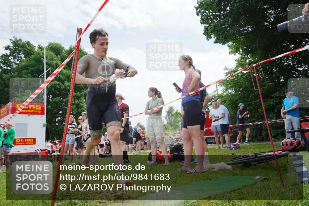 21.06.2026 - 29. Vierlanden-Triathlon LAZAROV Photography http://msf.ph/oto/9841683 21.06.2026 13:00:27 Schwimmen 1025, 1029, 1050, 1062, 1064, 1090 meine-sportfotos.de