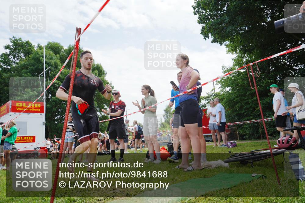 21.06.2026 - 29. Vierlanden-Triathlon LAZAROV Photography http://msf.ph/oto/9841688 21.06.2026 13:00:33 Schwimmen 1029, 1050, 1062, 1072, 1075, 1090 meine-sportfotos.de