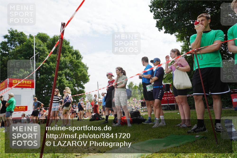 21.06.2026 - 29. Vierlanden-Triathlon LAZAROV Photography http://msf.ph/oto/9841720 21.06.2026 13:07:04 Schwimmen  meine-sportfotos.de