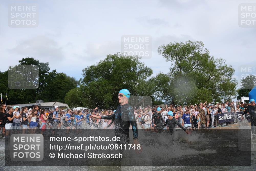 21.06.2026 - Viking Triathlon Michael Strokosch http://msf.ph/oto/9841748 21.06.2026 10:01:29 Schwimmen 13, 26, 28, 51, 62, 145, 300, 311, 359, 500, 551, 568, 576, 627, 665 meine-sportfotos.de