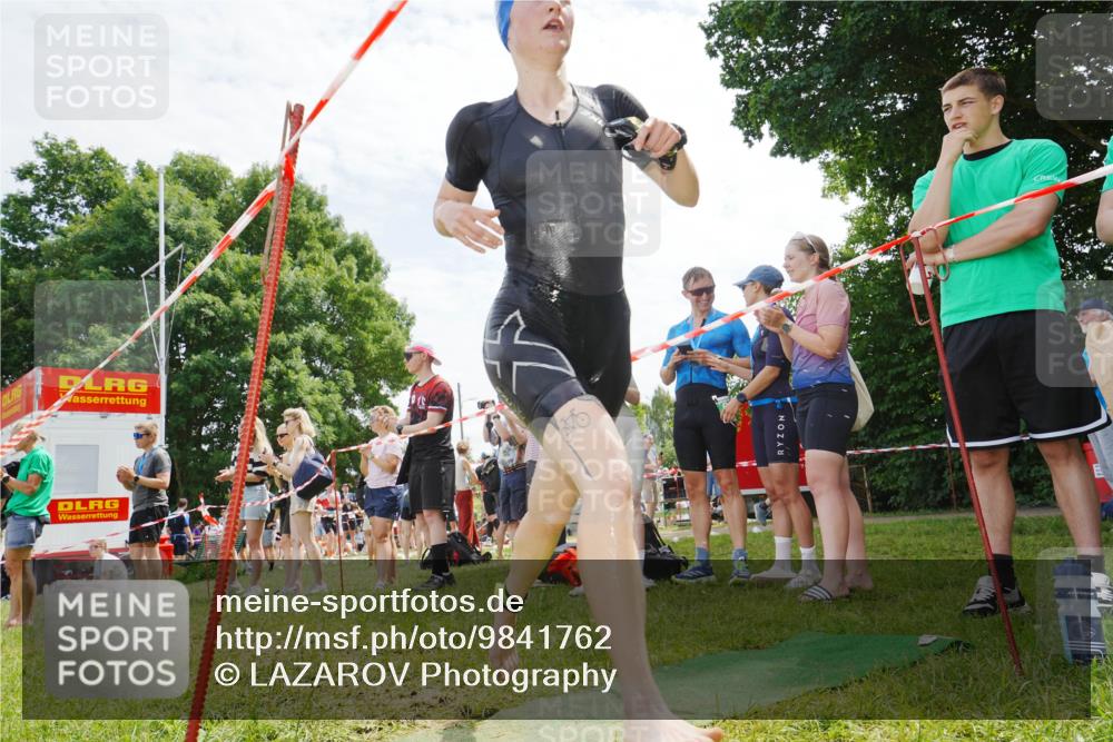 21.06.2026 - 29. Vierlanden-Triathlon LAZAROV Photography http://msf.ph/oto/9841762 21.06.2026 13:09:46 Schwimmen 1110, 1126, 1132, 1138, 1154 meine-sportfotos.de