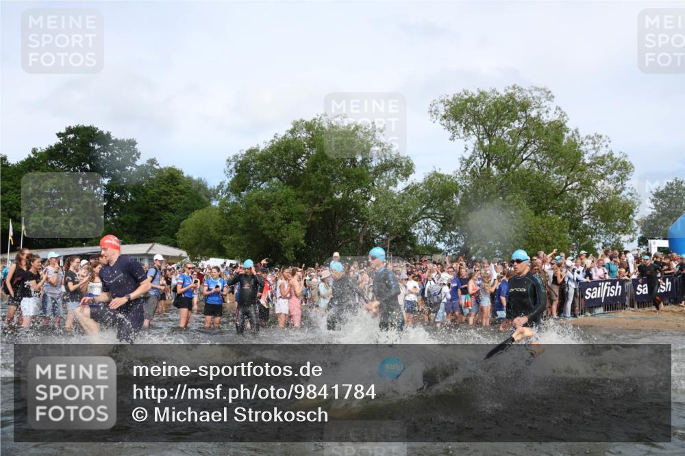 21.06.2026 - Viking Triathlon Michael Strokosch http://msf.ph/oto/9841784 21.06.2026 10:01:35 Schwimmen 13, 26, 62, 109, 113, 161, 278, 300, 311, 359, 551, 568, 576, 627, 633 meine-sportfotos.de