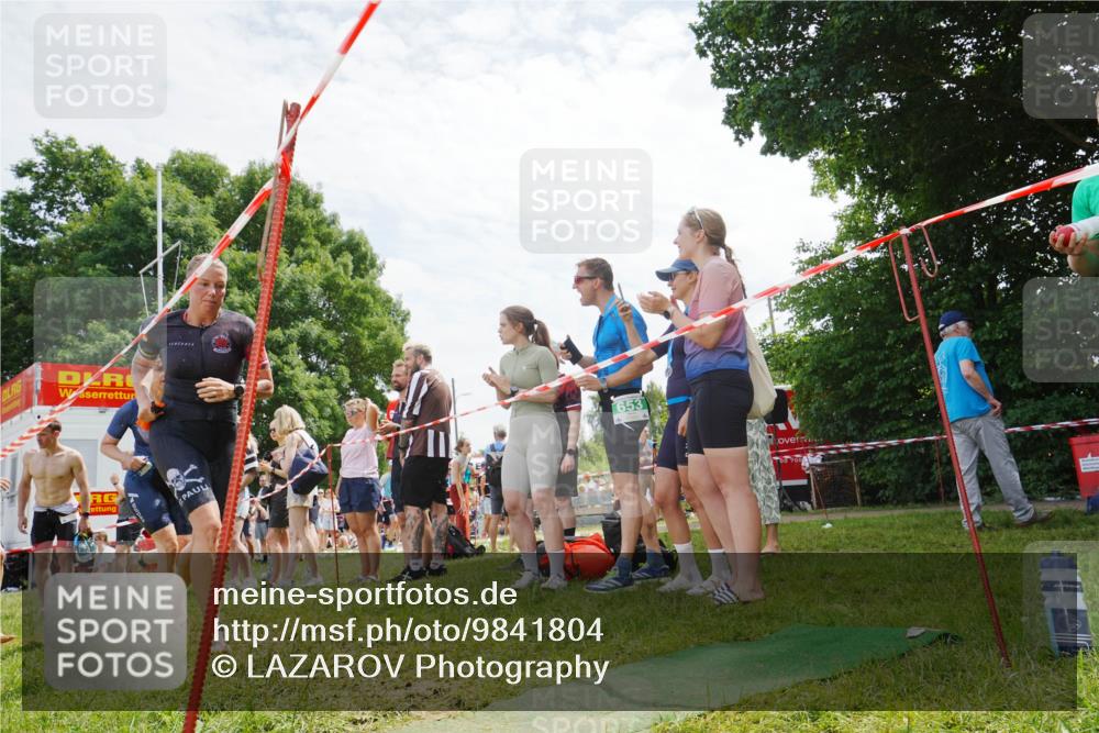 21.06.2026 - 29. Vierlanden-Triathlon LAZAROV Photography http://msf.ph/oto/9841804 21.06.2026 13:11:41 Schwimmen 1122, 1128, 1150, 1156, 1164, 1166 meine-sportfotos.de