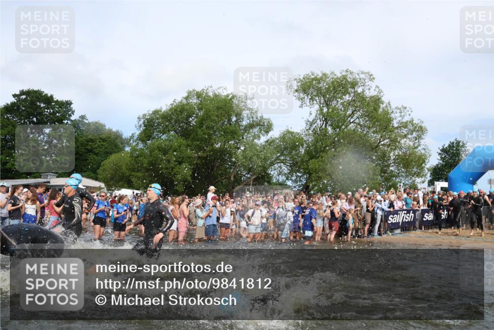 21.06.2026 - Viking Triathlon Michael Strokosch http://msf.ph/oto/9841812 21.06.2026 10:01:40 Schwimmen 38, 62, 109, 113, 161, 194, 278, 285, 311, 332, 359, 432, 551, 627, 633 meine-sportfotos.de