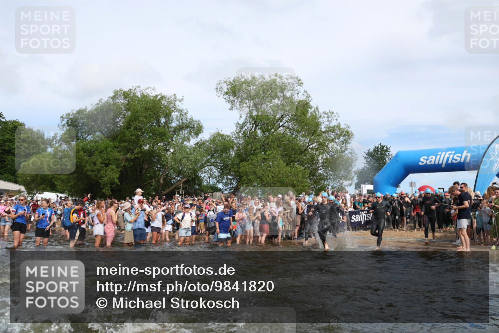 21.06.2026 - Viking Triathlon Michael Strokosch http://msf.ph/oto/9841820 21.06.2026 10:01:41 Schwimmen 38, 62, 109, 113, 161, 194, 278, 285, 311, 332, 359, 432, 551, 627, 633 meine-sportfotos.de