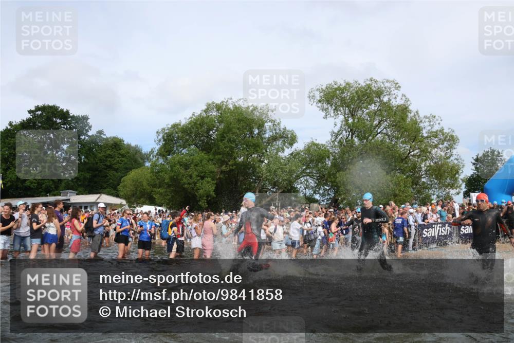 21.06.2026 - Viking Triathlon Michael Strokosch http://msf.ph/oto/9841858 21.06.2026 10:01:48 Schwimmen 38, 194, 265, 285, 332, 343, 391, 432, 543, 621, 644, 664 meine-sportfotos.de