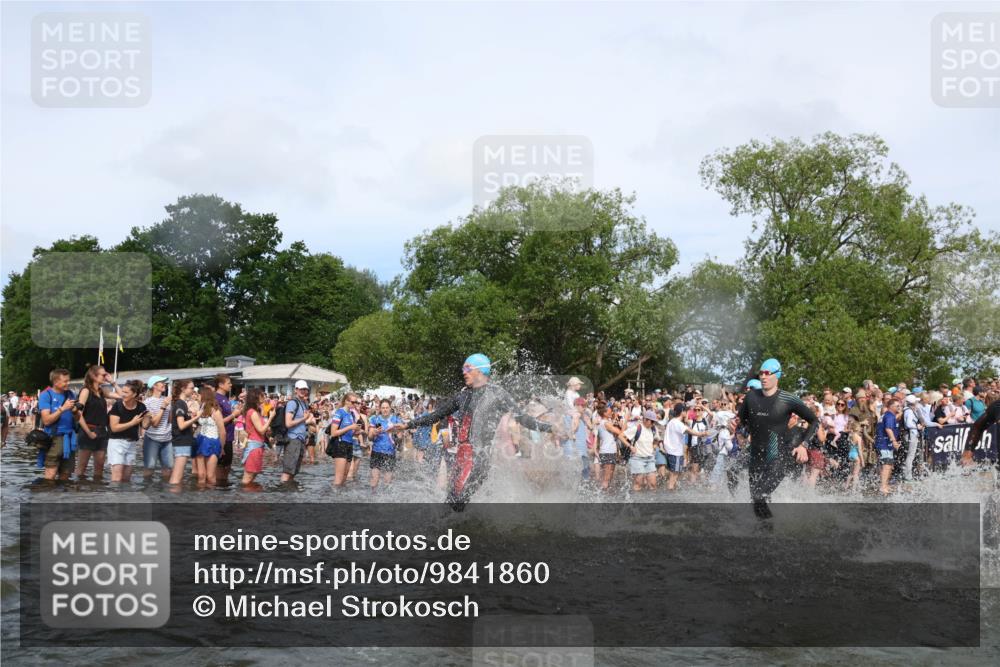 21.06.2026 - Viking Triathlon Michael Strokosch http://msf.ph/oto/9841860 21.06.2026 10:01:49 Schwimmen 30, 38, 194, 238, 265, 285, 332, 343, 391, 432, 543, 621, 644, 648, 664 meine-sportfotos.de