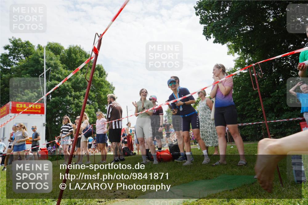 21.06.2026 - 29. Vierlanden-Triathlon LAZAROV Photography http://msf.ph/oto/9841871 21.06.2026 13:11:49 Schwimmen 1128, 1136, 1146, 1150, 1156, 1166 meine-sportfotos.de