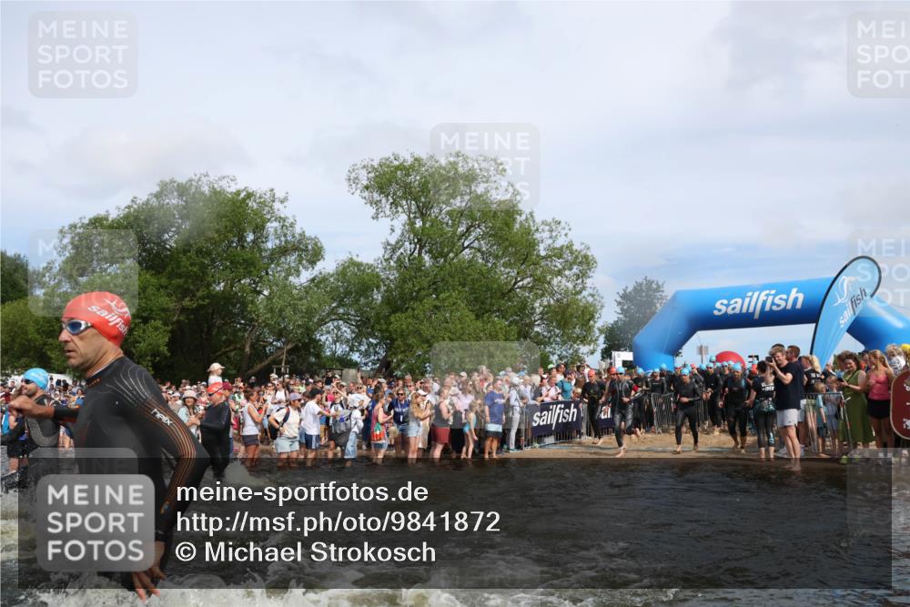 21.06.2026 - Viking Triathlon Michael Strokosch http://msf.ph/oto/9841872 21.06.2026 10:01:51 Schwimmen 30, 38, 194, 238, 265, 285, 332, 343, 391, 432, 543, 621, 644, 648, 664 meine-sportfotos.de