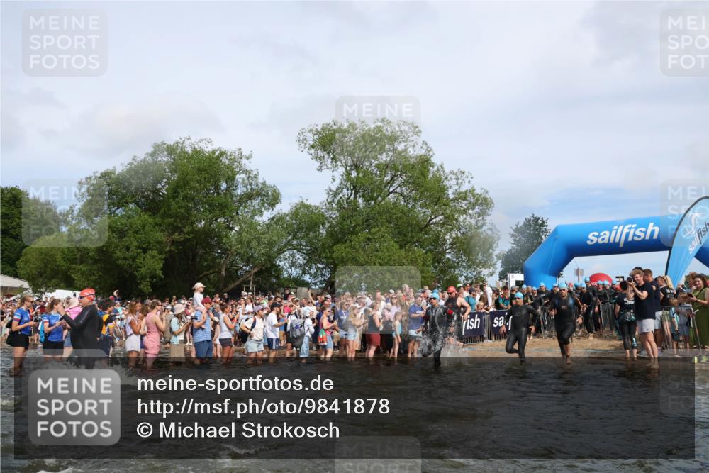 21.06.2026 - Viking Triathlon Michael Strokosch http://msf.ph/oto/9841878 21.06.2026 10:01:52 Schwimmen 30, 38, 194, 238, 265, 285, 332, 343, 391, 432, 543, 621, 644, 648, 664 meine-sportfotos.de