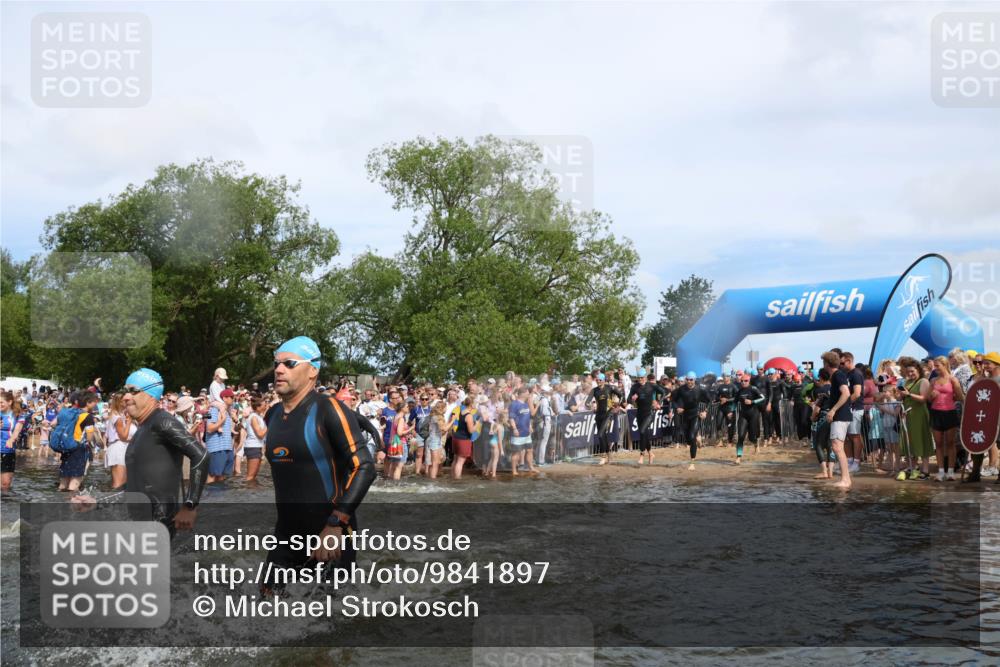 21.06.2026 - Viking Triathlon Michael Strokosch http://msf.ph/oto/9841897 21.06.2026 10:01:55 Schwimmen 30, 55, 221, 238, 265, 343, 380, 391, 394, 543, 606, 621, 644, 648, 664 meine-sportfotos.de